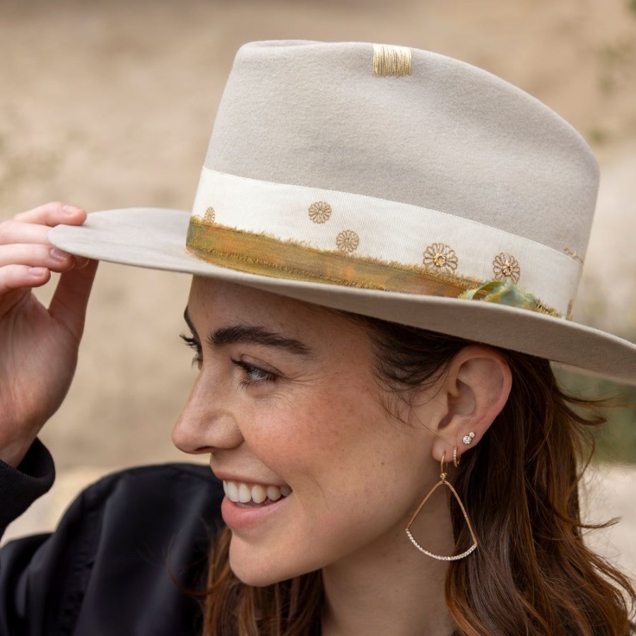 Hats dominique cohen | Joy, A Felt Cowboy, In Silver Belly